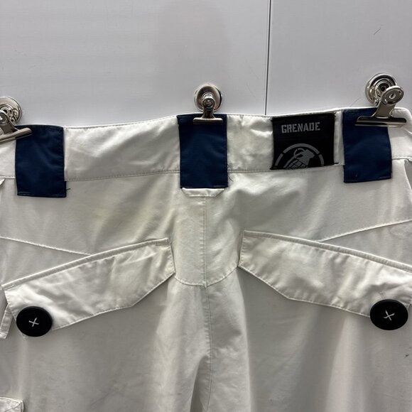 Grenade Men’s Snowboarding Pants Size Small 34x30 White Adjustable Waist - Picture 2 of 16